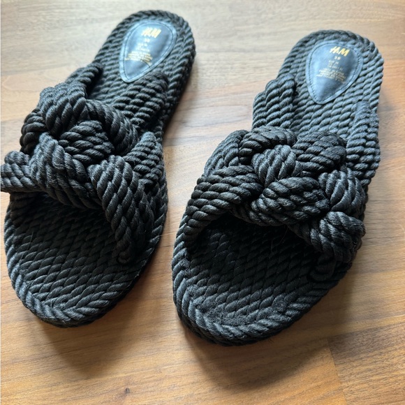H&M Shoes - H&M black rope knots sandals size 7